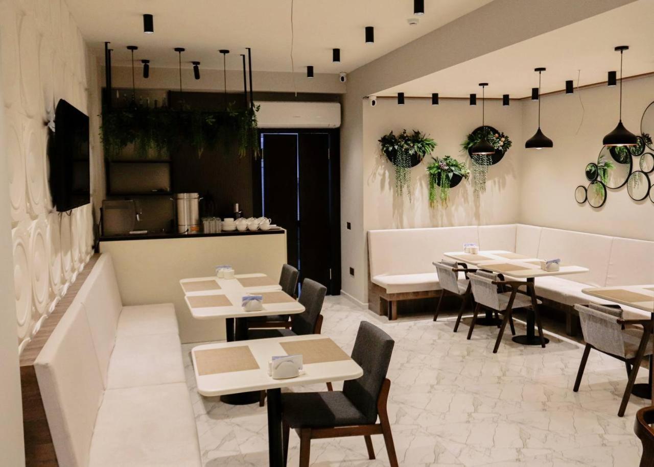 Kristal Inn Hotel Baku Exterior foto
