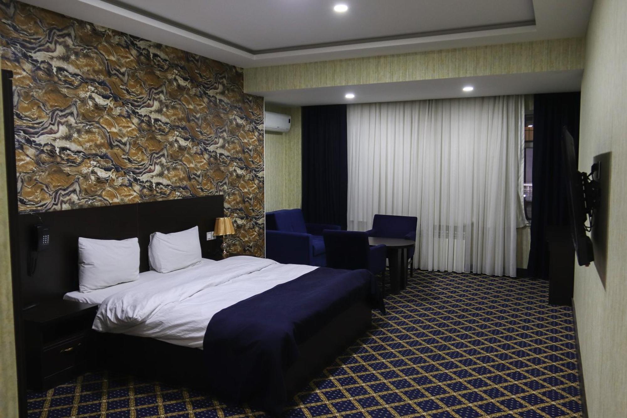 Kristal Inn Hotel Baku Exterior foto